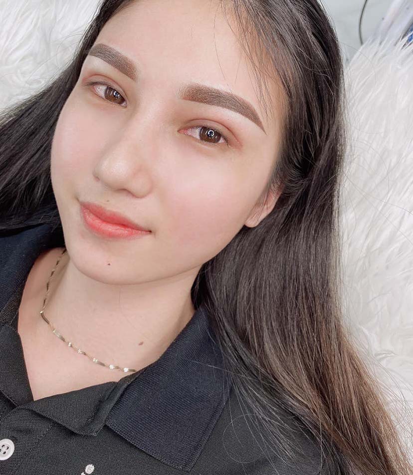 CHỊ HOÀNG OANH CHỊ HOÀNG OANH